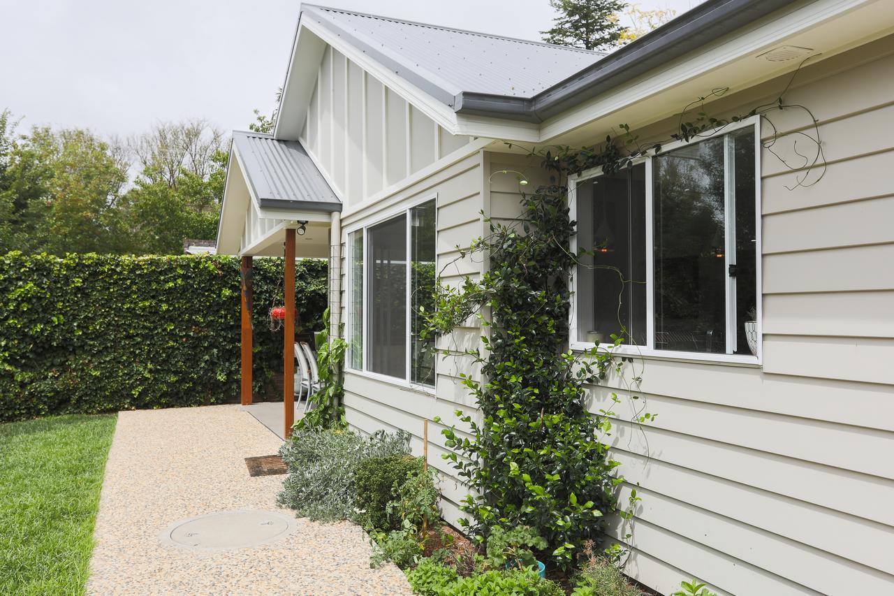 Armidale Cottage - House 2 ภายนอก รูปภาพ